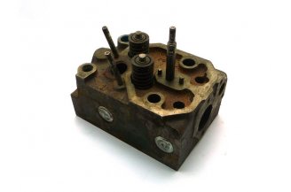 49010554: Cylinder head 3V repaired with old piece replacement