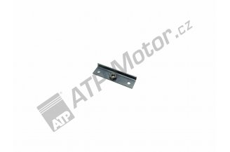 53302070: Bonnet rear catch