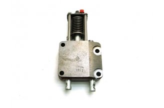 80142100: Multiplier hydraulic distributor 80-142-600