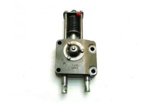 86142100: Multiplier hydraulic distributor 6C 86-142-600