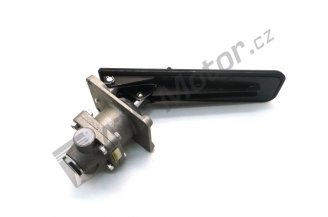 443612218000: Braker pedal UN-053