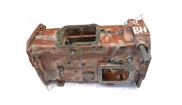 Skříň převodovky 4.R 84-121-002, 87-120-005